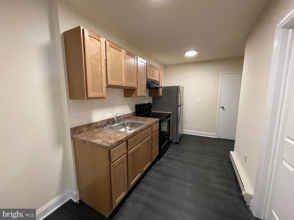 145 Chester St APT 2