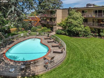 2393 SW Park Pl Unit 202, Portland, OR, 97205