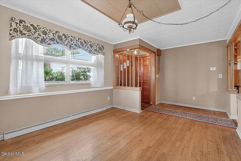 4th image of 190 Miller Road