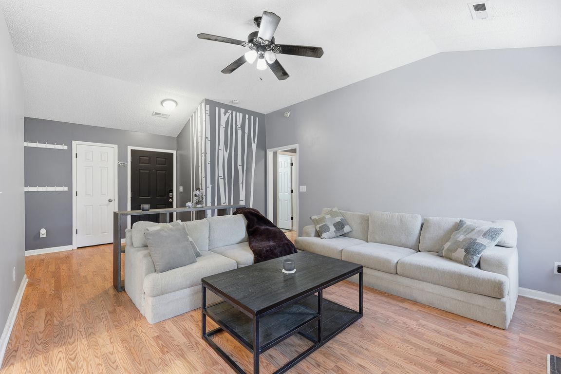 next background image