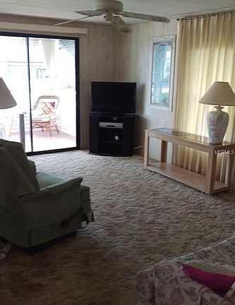 5th image of 48 Green Meadow Dr