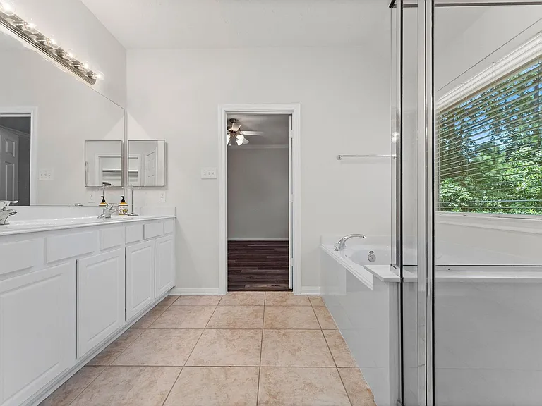 62 W Twinvale Loop — Photo 16
