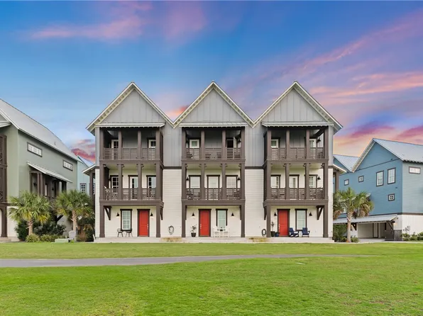 174 Spanish Dagger Ln, Port Aransas, TX 78373