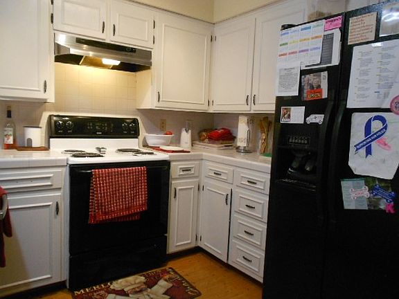 2nd image of 816 Laura Belle Dr