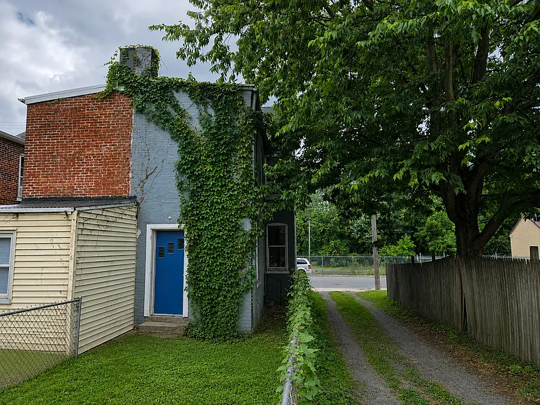227 Mill St — Photo 14