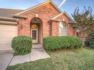 7820 Orland Park Cir, Fort Worth, TX 76137
