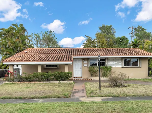 9011 SW 18th Ter, Miami, FL 33165