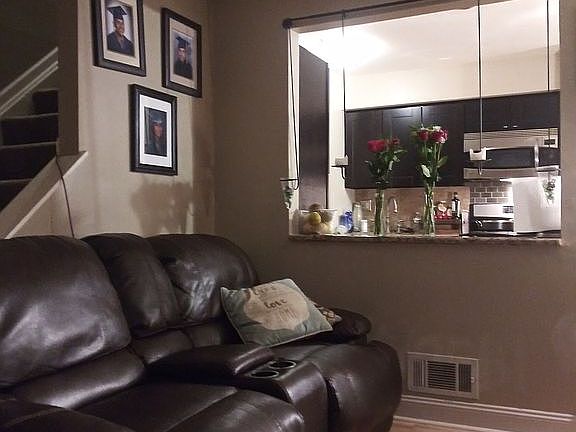 3rd image of 89 Beechwoode Ln #1