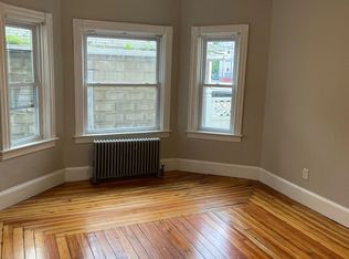 9 Pinehurst Ave, Providence, RI 02908