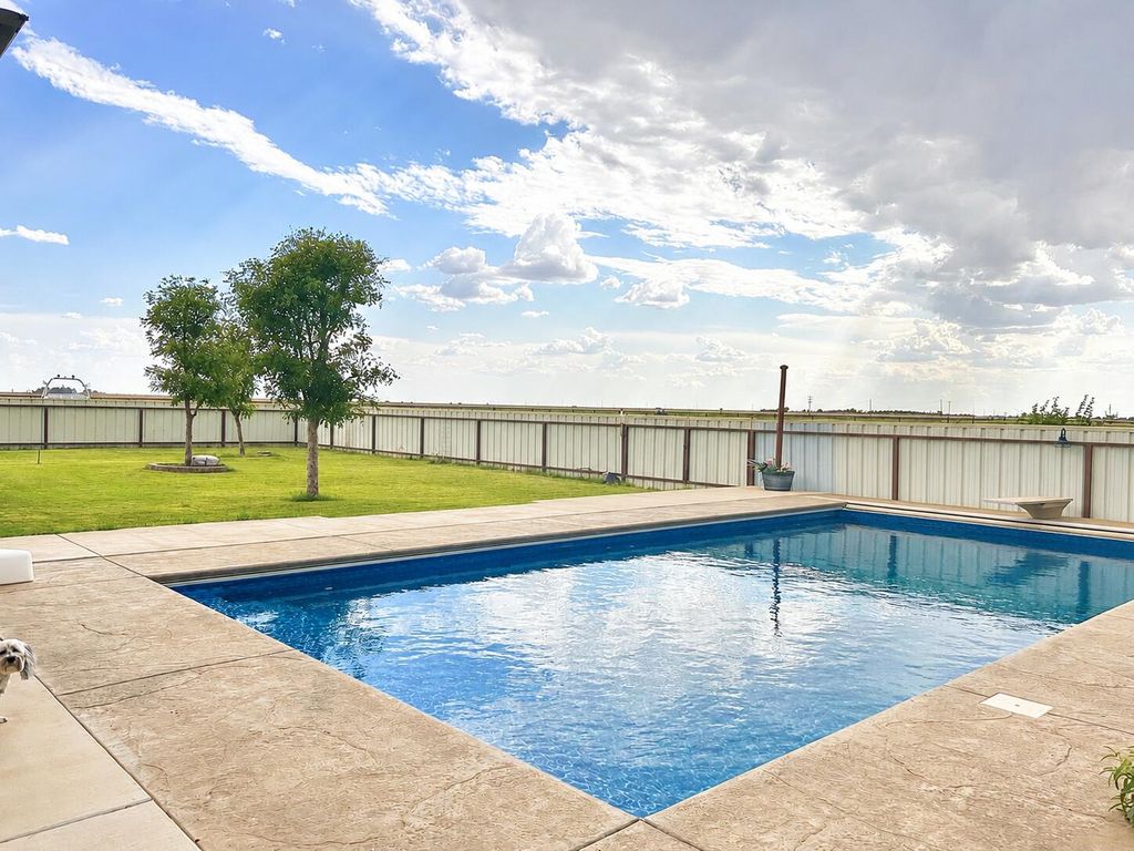 3165 County Rd, Levelland, TX - View 3
