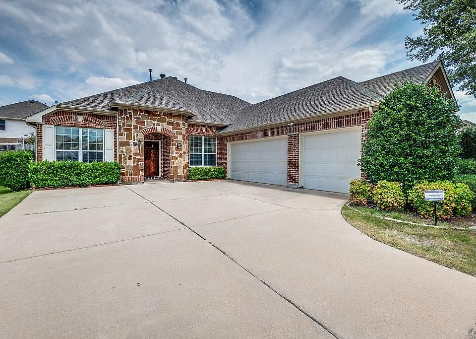 1st image of 2452 Blanco Dr