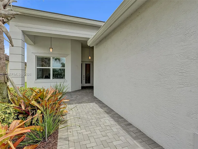 13328 SW River Rock Rd — Photo 6