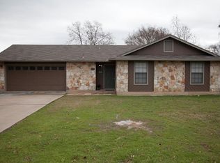 1105 Greenlawn Blvd, Round Rock, TX 78664