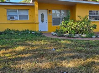 112 Newton Rd, Hollywood, FL 33023