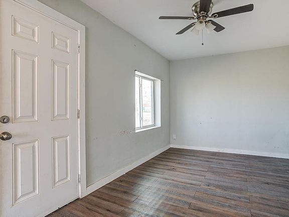 4th image of 2803 Dartmouth St