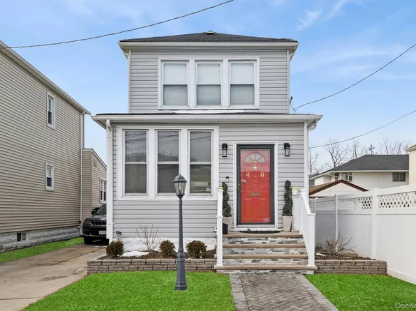 46 Benedict Avenue, Valley Stream, NY 11580