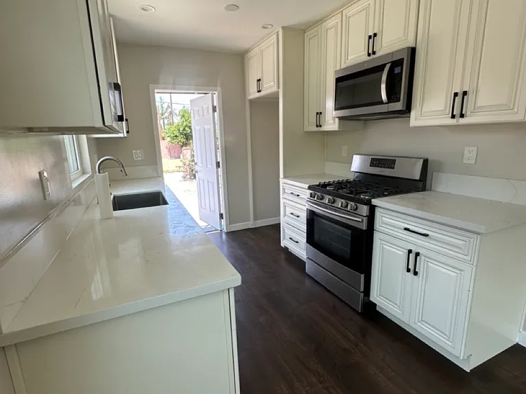 12165 Julius Ave — Photo 3