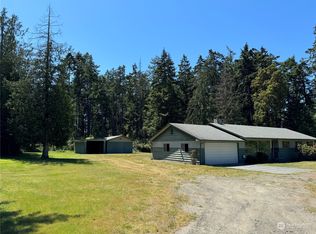812 N Masters Rd, Port Angeles, WA 98362