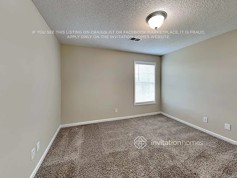 5026 Yankee Doodle Dr — Photo 14