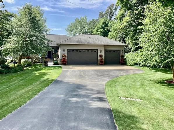 21658 E Height Of Land Dr, Detroit Lakes, MN 56501