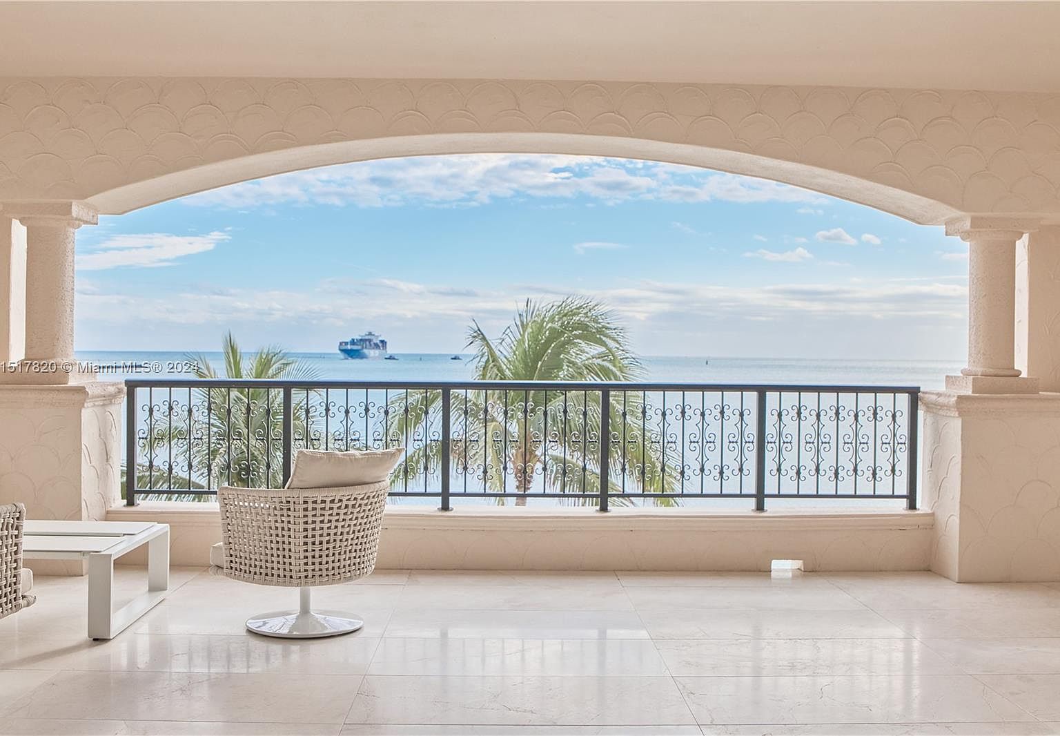 Dr.SlamdunkMEGA40％SPACEMOLLYDISNEY100 7944 Fisher Island Dr #7944, Miami Beach, FL 33109 | Zillow