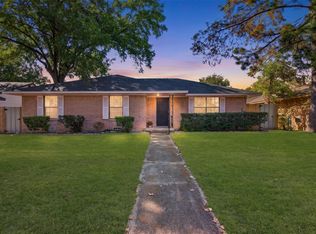 9610 Jennie Lee Ln, Dallas, TX 75227