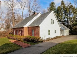 334 Mountain Rd, West Hartford, CT 06107