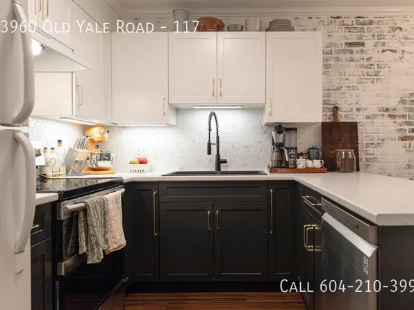 33960 Old Yale Rd #117, Abbotsford, BC V2S 2J9