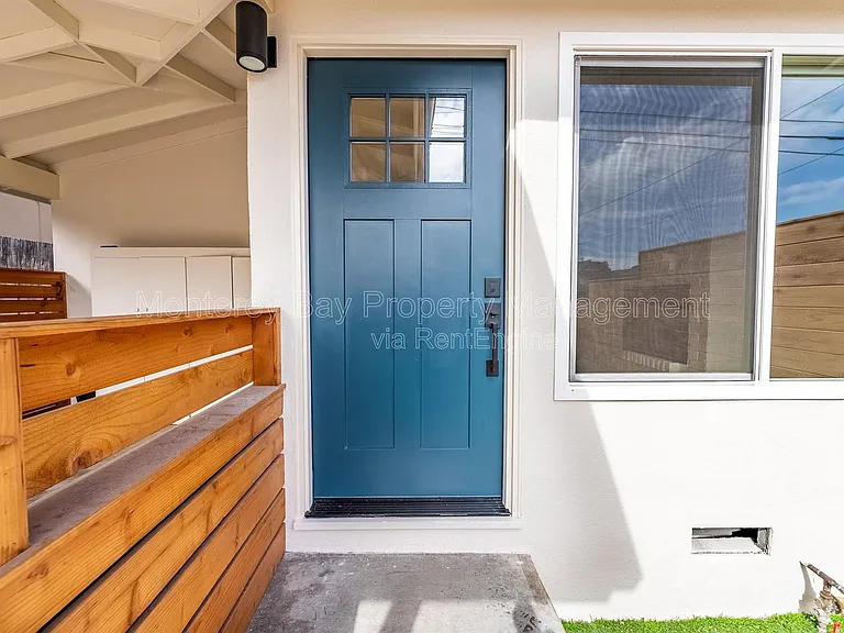 226 Park St — Photo 6