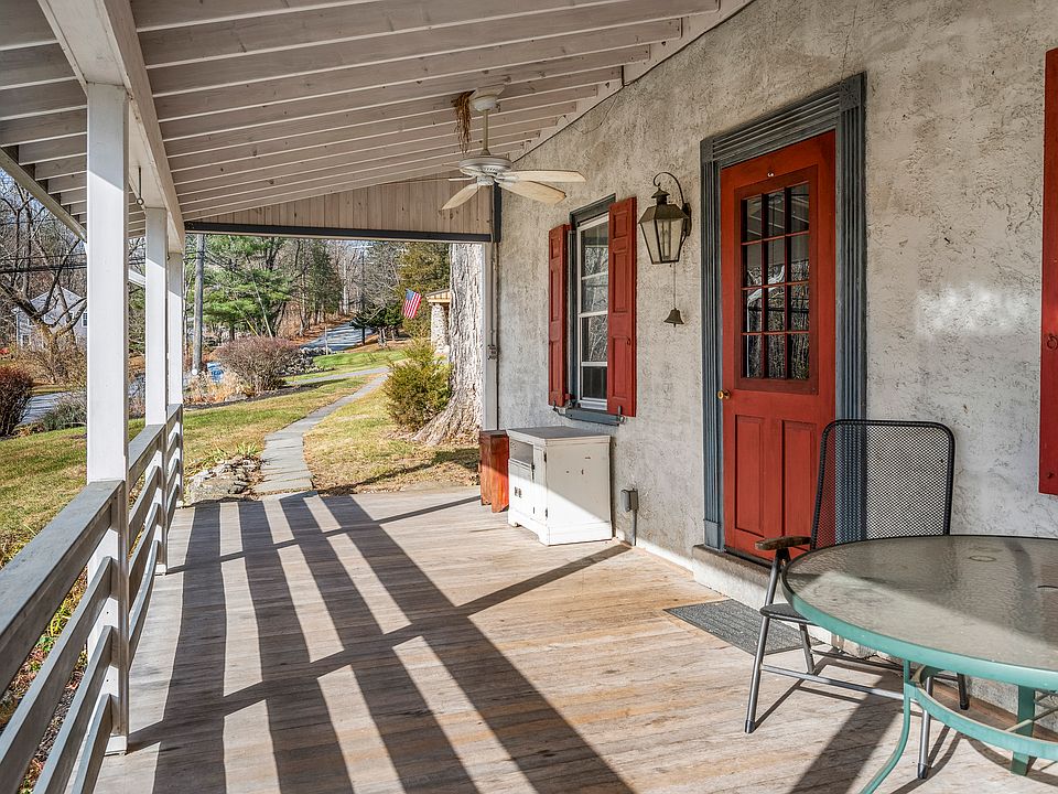 Welcome to 5 Highspire Rd!