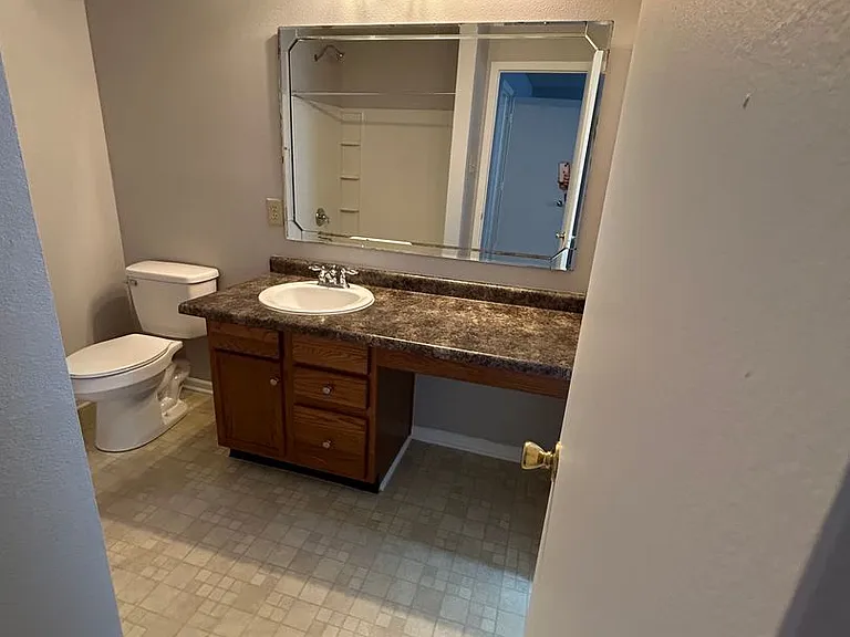 2387 Bridlewood Dr — Photo 19