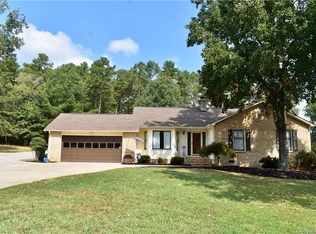 120 Briarfield Dr, Mooresville, NC 28115