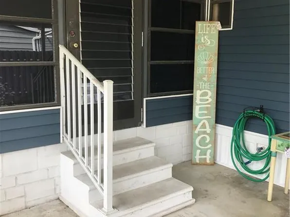 12190 Hibiscus Dr, Fort Myers, FL 33908