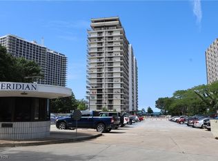 12550 Lake Ave APT 810, Lakewood, OH 44107