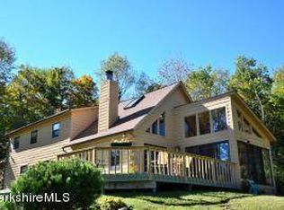 47 Fox Hollow Dr, Becket, MA 01223