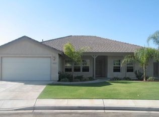 10111 Copa Cabana Ct, Bakersfield, CA 93312