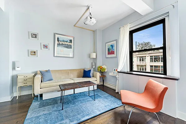 Sold by Compass | media 11