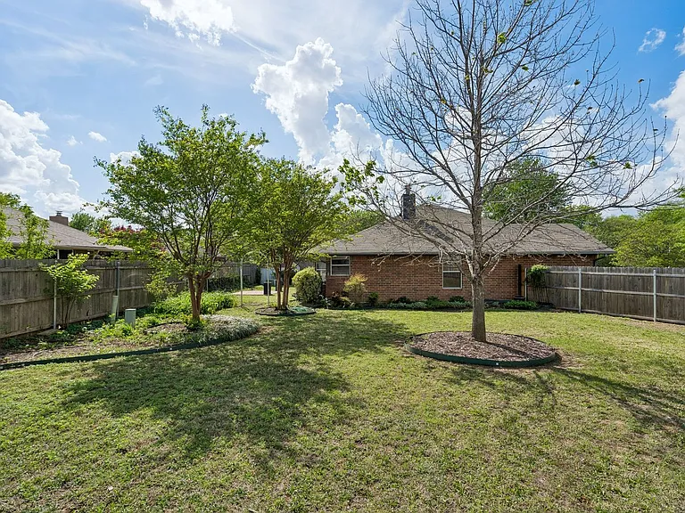 1708 Creekside Ct — Photo 45