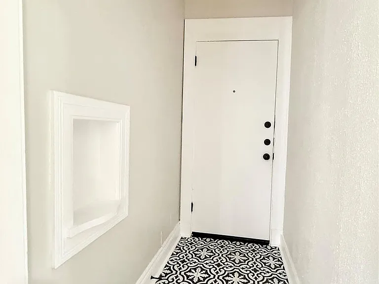 3920 Fannin St #110 — Photo 2