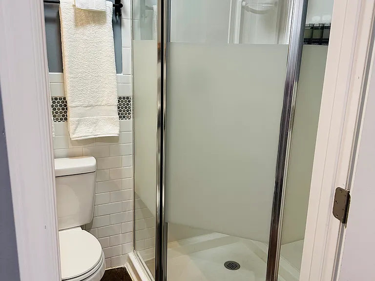 2580 Club Dr — Photo 12