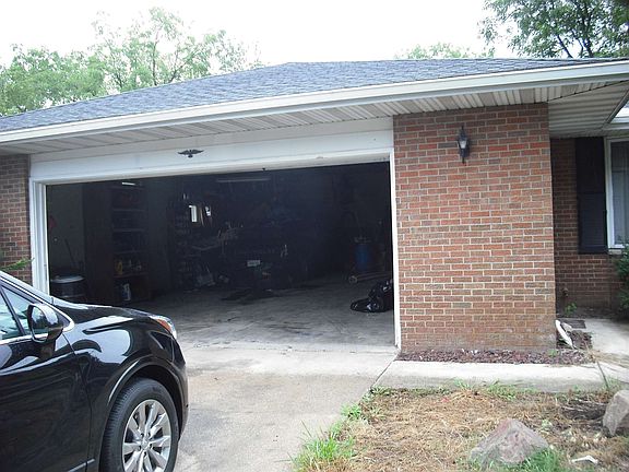 2nd image of 51544 Wheatfield Ct