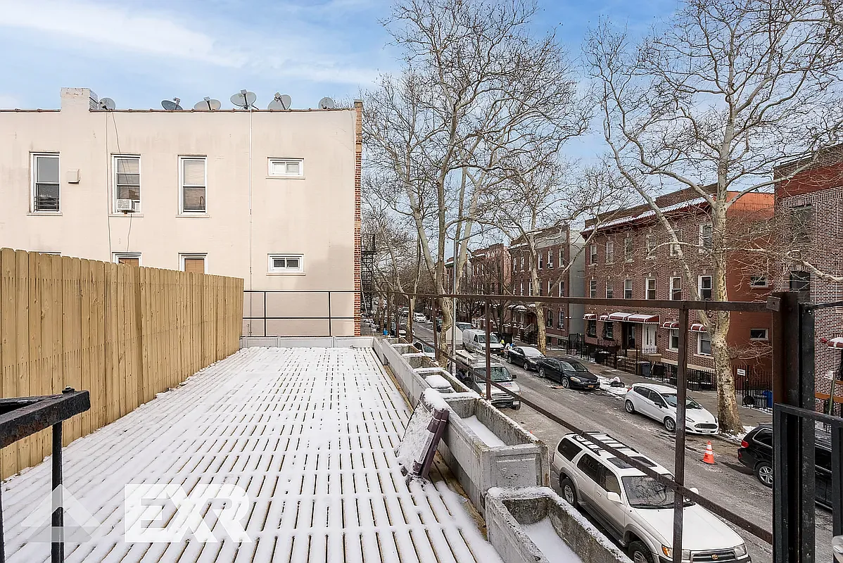 Building Photo - 847 Knickerbocker Ave #2L
