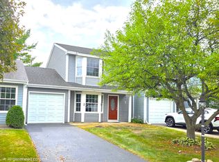 3403 Southport Dr #3403, Island Lake, IL 60042