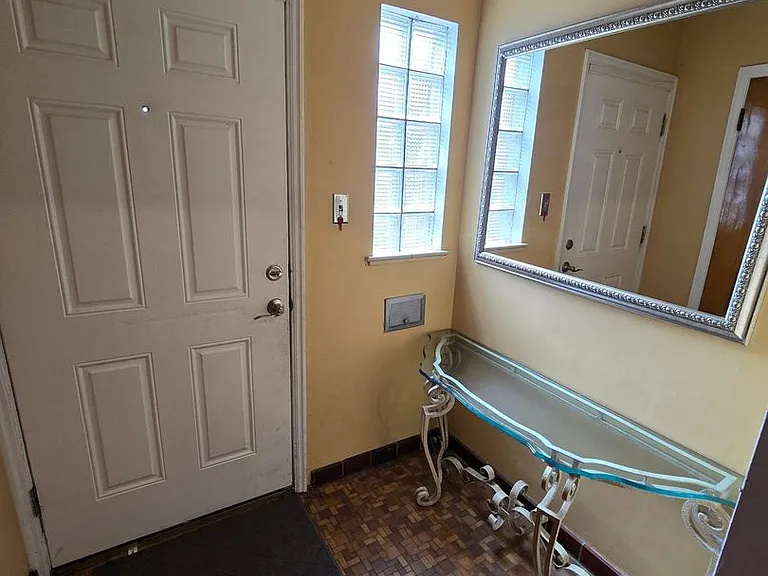 1679 Xavier St — Photo 4
