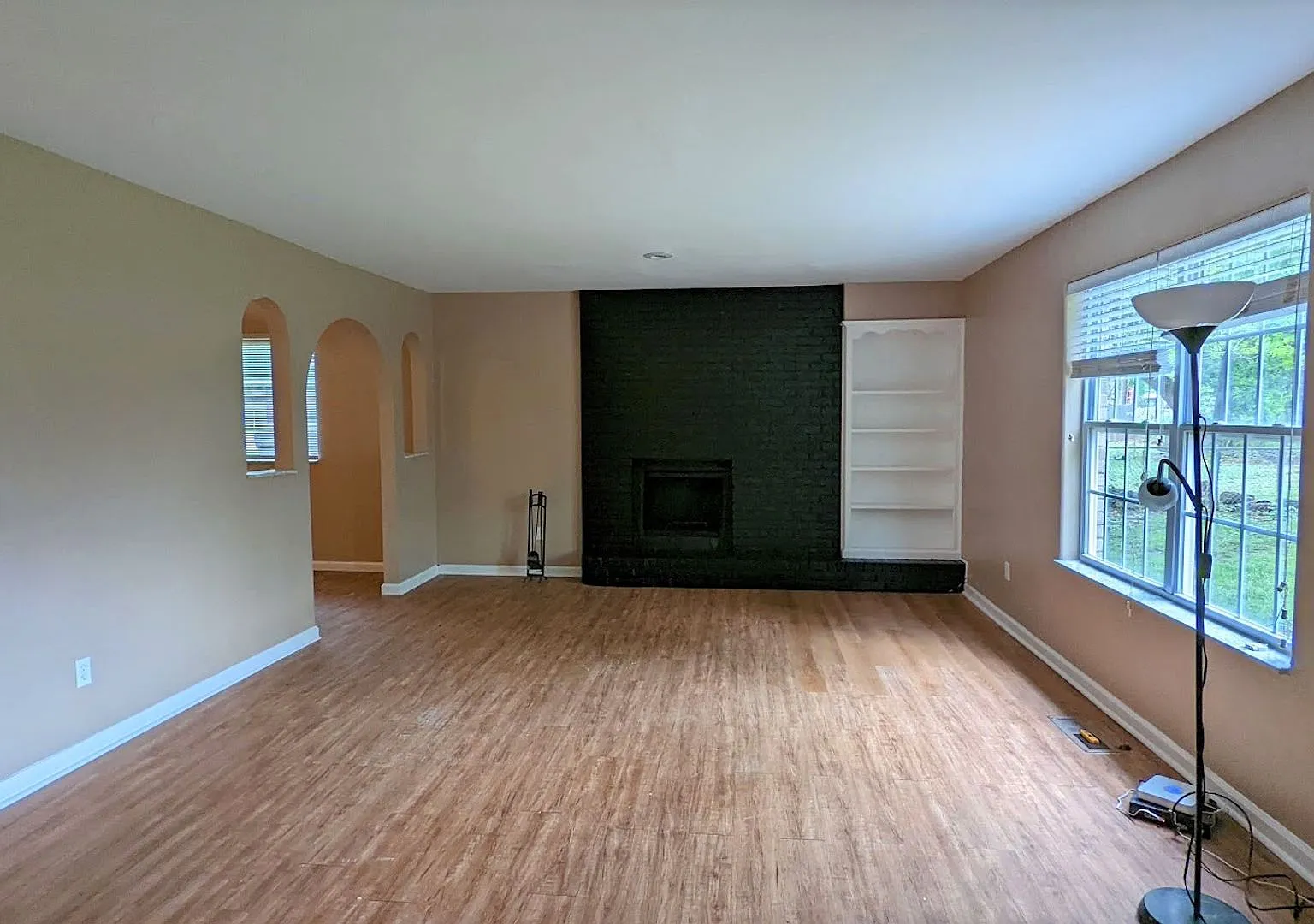 7934 NW 40th St — Photo 3