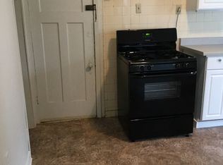 933 46th St APT 4, Kenosha, WI 53140