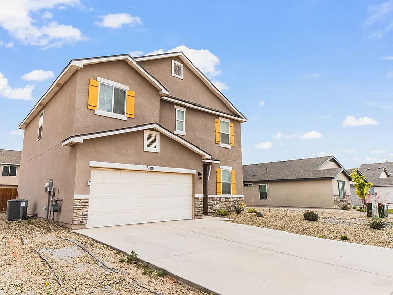 5110 W Longtail Rd — Photo 2