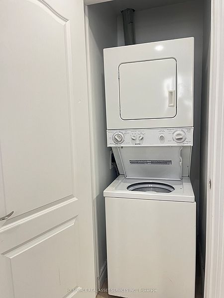 Toronto House for rent - 3 Bedrooms — photo 6