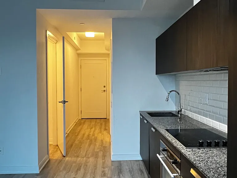 50 Charles St E #1602 — Photo 19