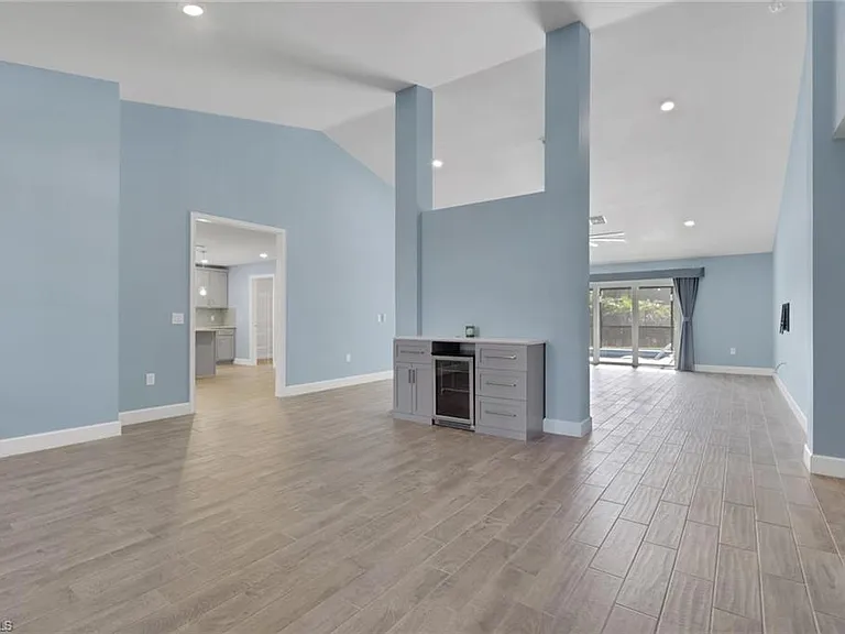 2248 Bonn Ct — Photo 7